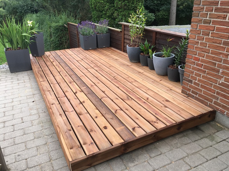 Deck Building & Repair
